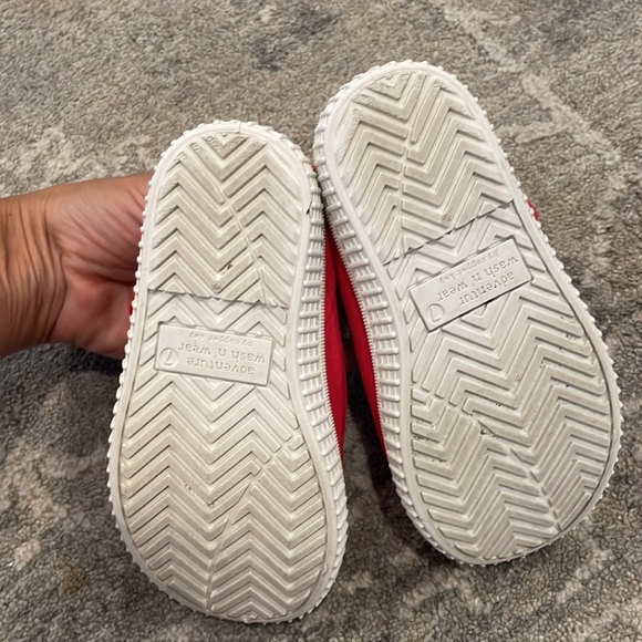 Toddler girl red adventure wash and wear by Copper Key size 7 - Picture 5 of 7